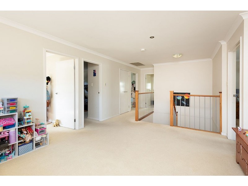 33 East Quay Drive, Biggera Waters QLD 4216