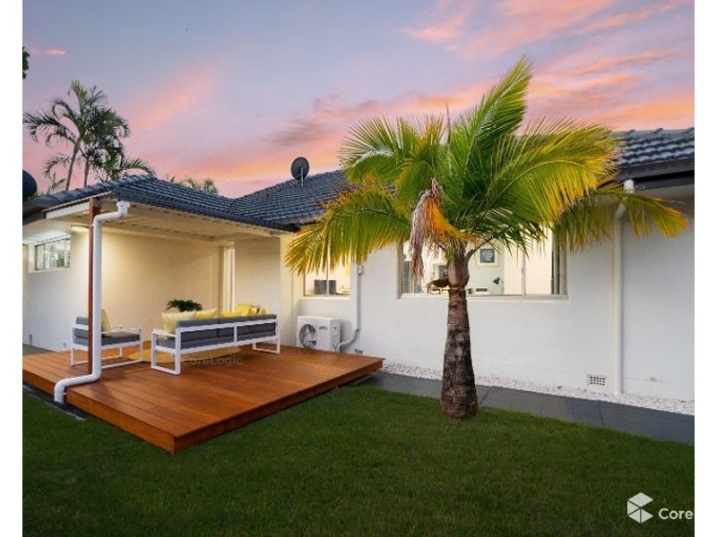 58 Hollywell Road, Biggera Waters QLD 4216