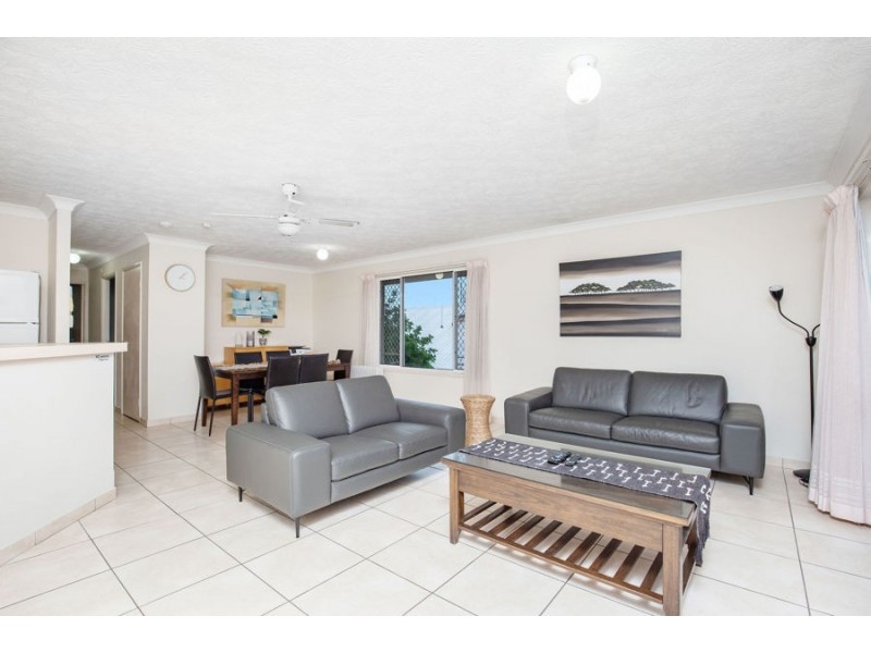 18/14-16 Jubilee Avenus, Broadbeach QLD 4218