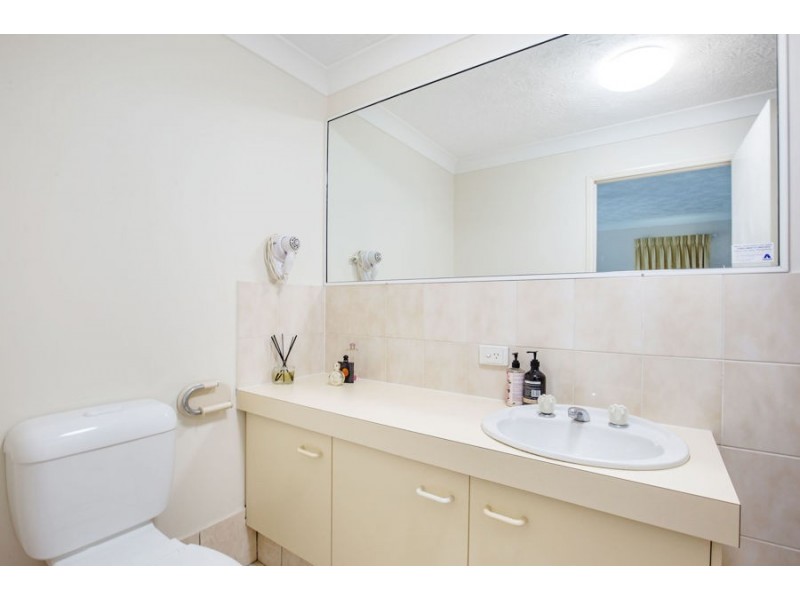 18/14-16 Jubilee Avenus, Broadbeach QLD 4218