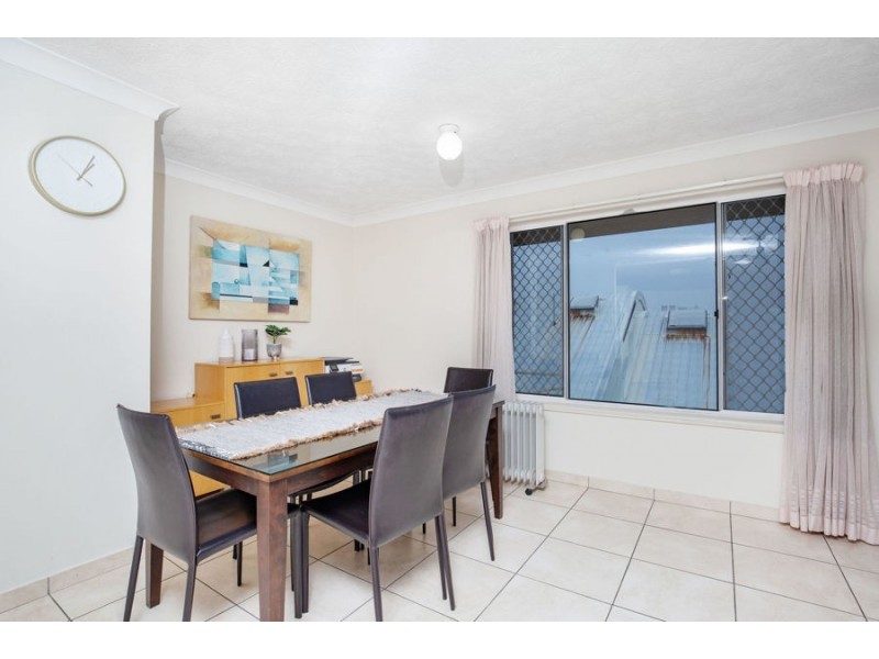 18/14-16 Jubilee Avenus, Broadbeach QLD 4218