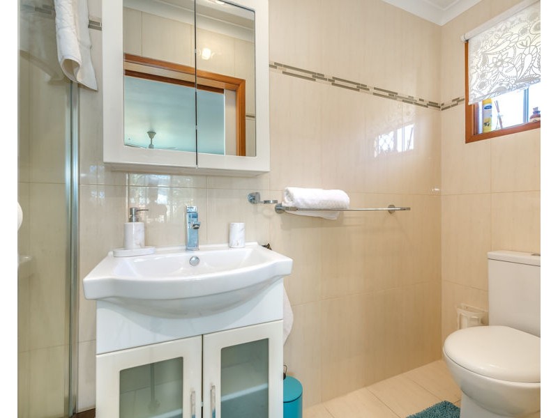 5 Tern Drive, Burleigh Waters QLD 4220