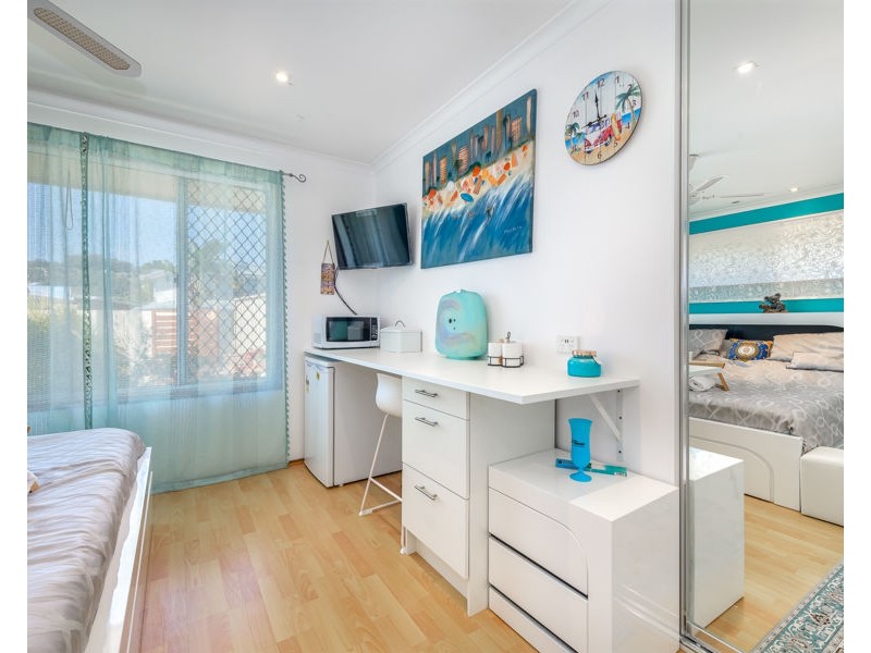 5 Tern Drive, Burleigh Waters QLD 4220