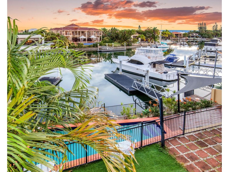 43 The Peninsula, Paradise Point QLD 4216