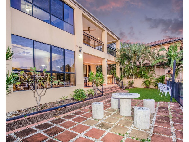 43 The Peninsula, Paradise Point QLD 4216