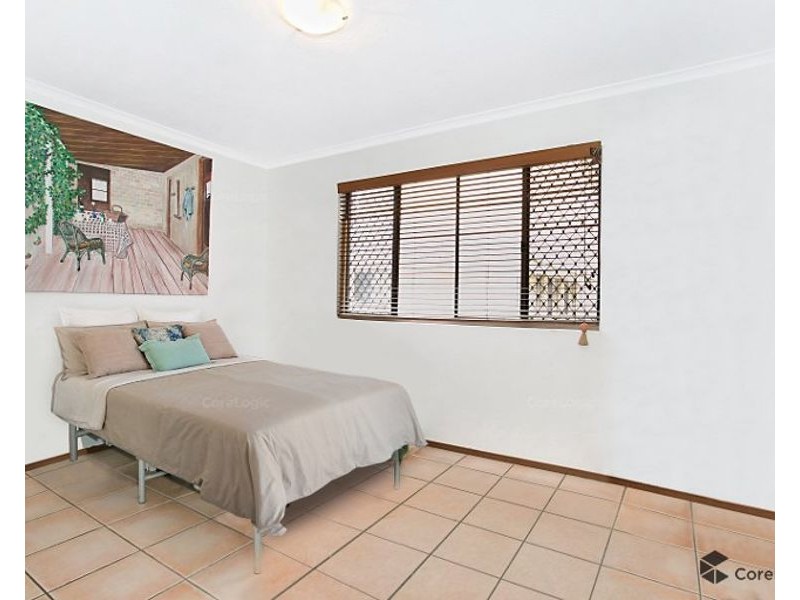 2/33 Chelsea Avenue, Broadbeach QLD 4218