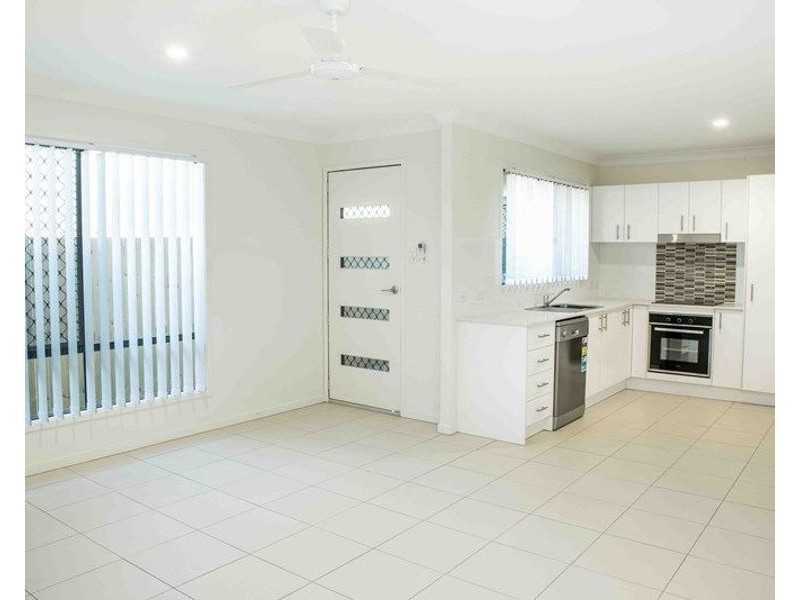 52 Central Park Road, Eagleby QLD 4207