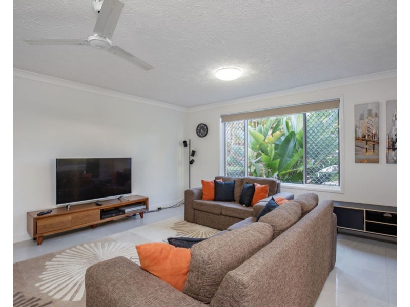 16 Jubilee Avenue Broadbeach, Broadbeach QLD 4218