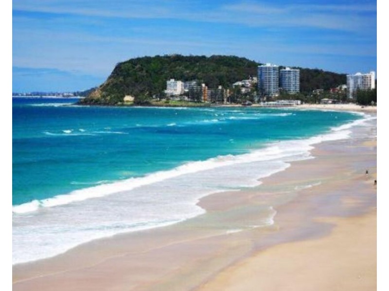 2/5 Tern Drive, Burleigh Waters QLD 4220