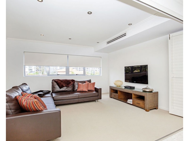 23/120 Surf Parade, Broadbeach QLD 4218