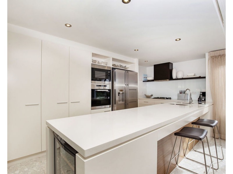 23/120 Surf Parade, Broadbeach QLD 4218