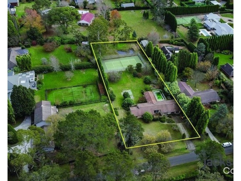 36 RANELAGH. RD, Burradoo NSW 2576