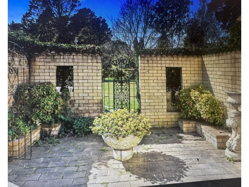 36 RANELAGH. RD, Burradoo NSW 2576