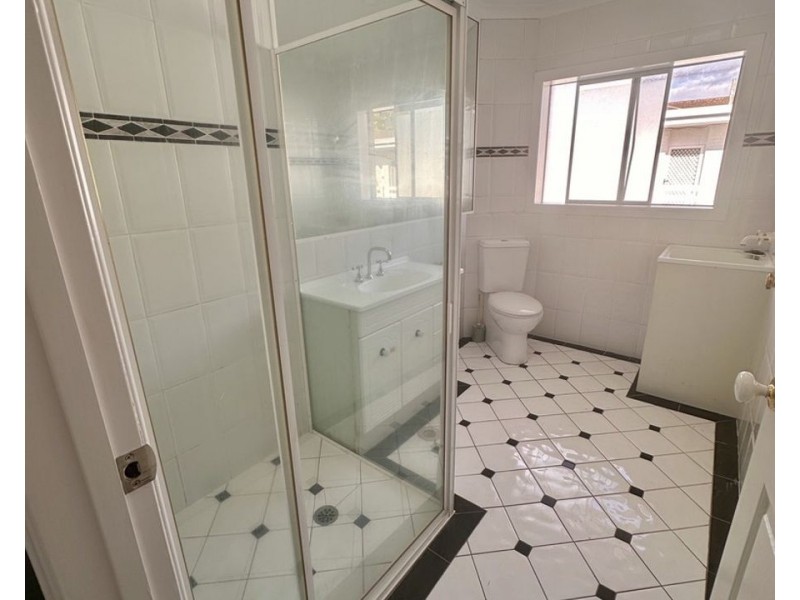 3/18 Sunrise Boulevard, Broadbeach Waters QLD 4218