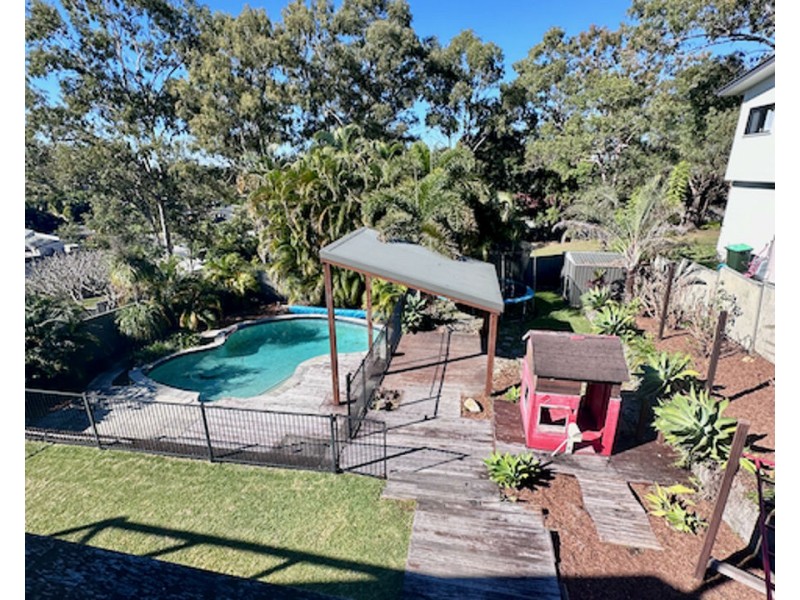 7 Harneil Place, Carrara QLD 4211