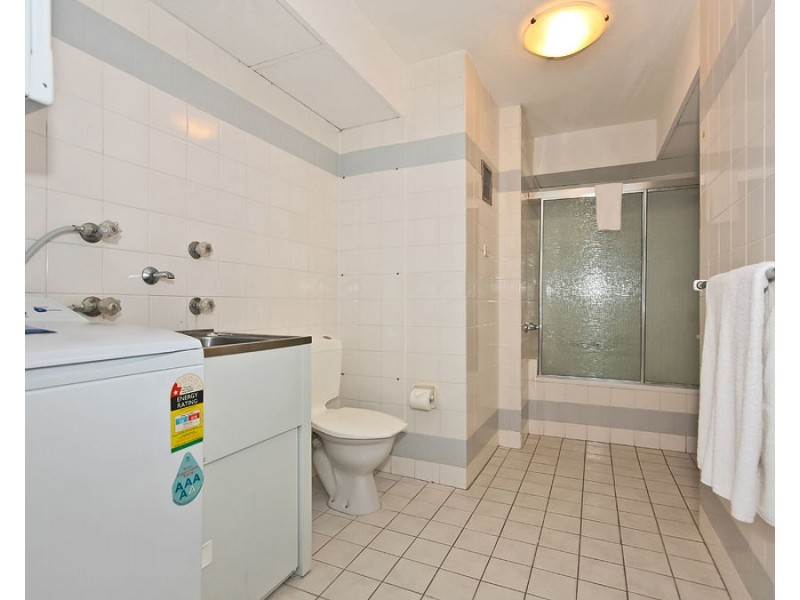 5B 2 Riverview Parade, Surfers Paradise QLD 4217