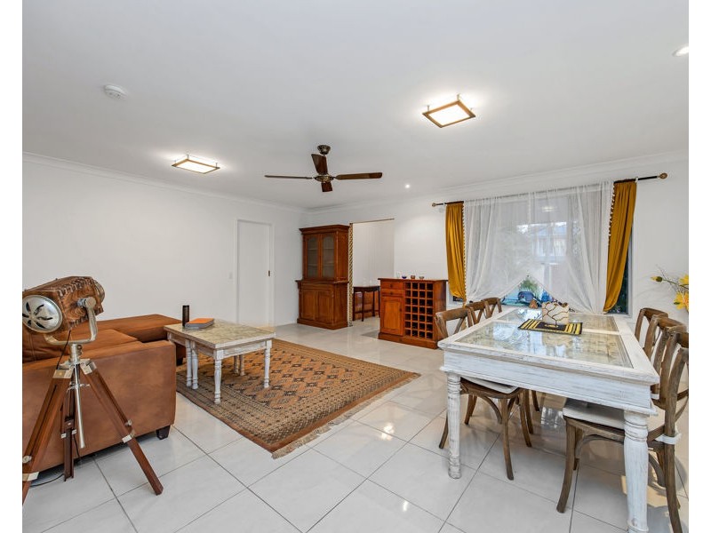 5 Tern Drive, Burleigh Waters QLD 4220