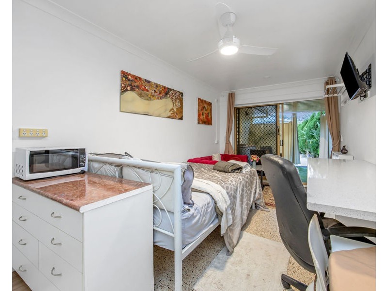 5 Tern Drive, Burleigh Waters QLD 4220