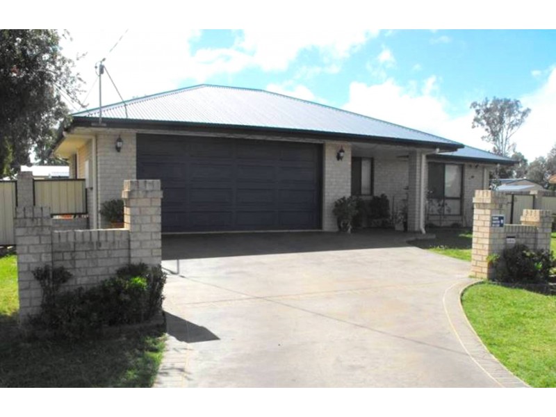12 Palm Court, Kingaroy QLD 4610