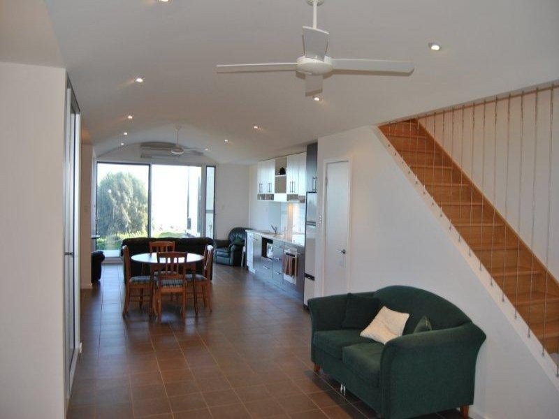 31 Esplanade, North Beach SA 5556