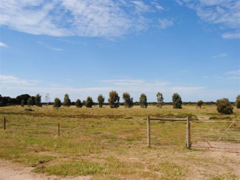 Lot 100 Kulpara Street, Port Clinton SA 5570