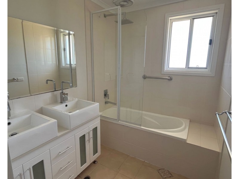 5 Walker Avenue, Mannum SA 5238