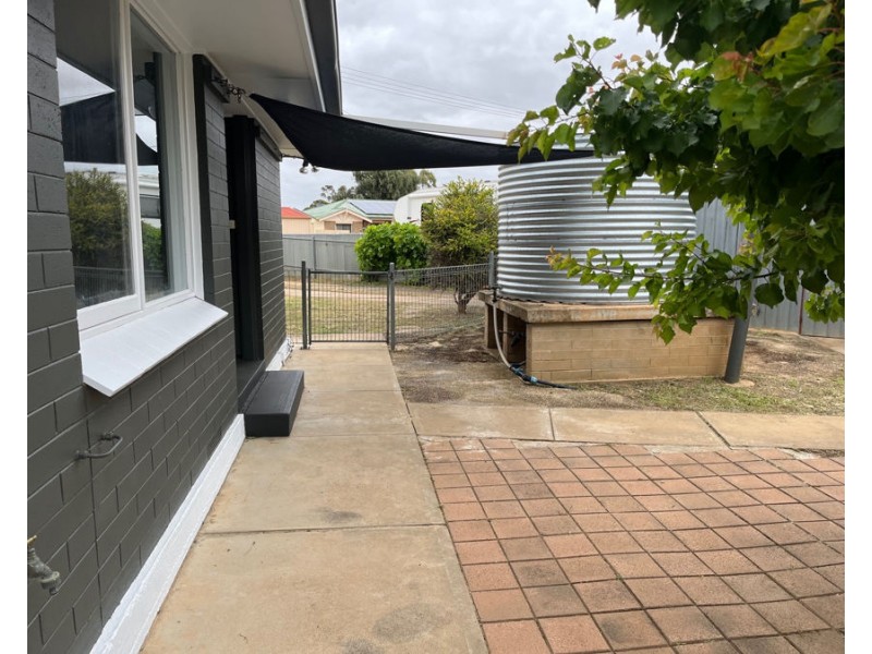 5 Walker Avenue, Mannum SA 5238
