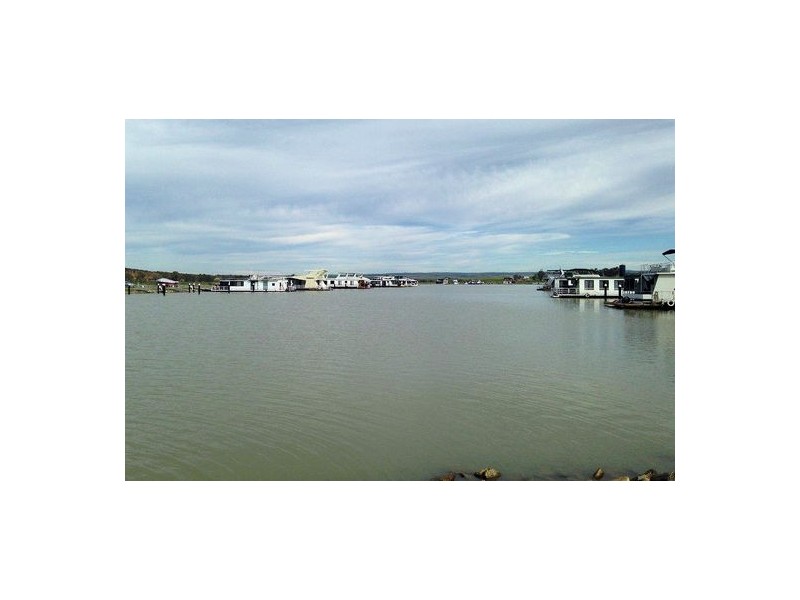 Berth 38   Pelican Drive, Mannum Waters Marina, Mannum SA 5238