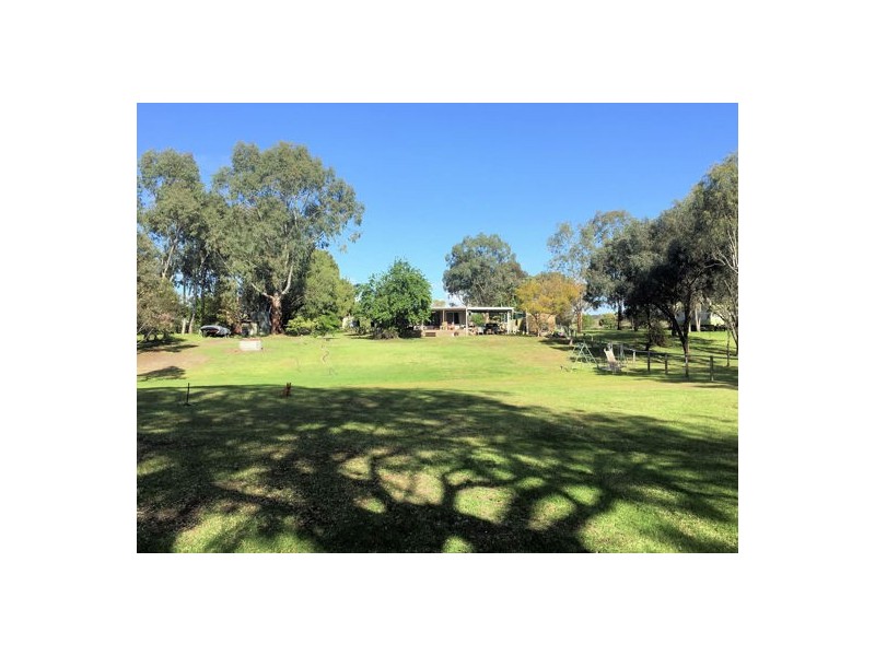 15 Rob Loxton Road, Walker Flat SA 5238