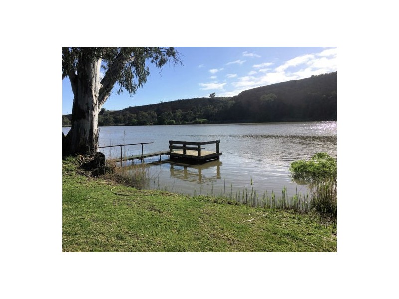 15 Rob Loxton Road, Walker Flat SA 5238