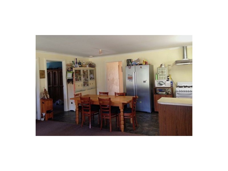 15 Rob Loxton Road, Walker Flat SA 5238