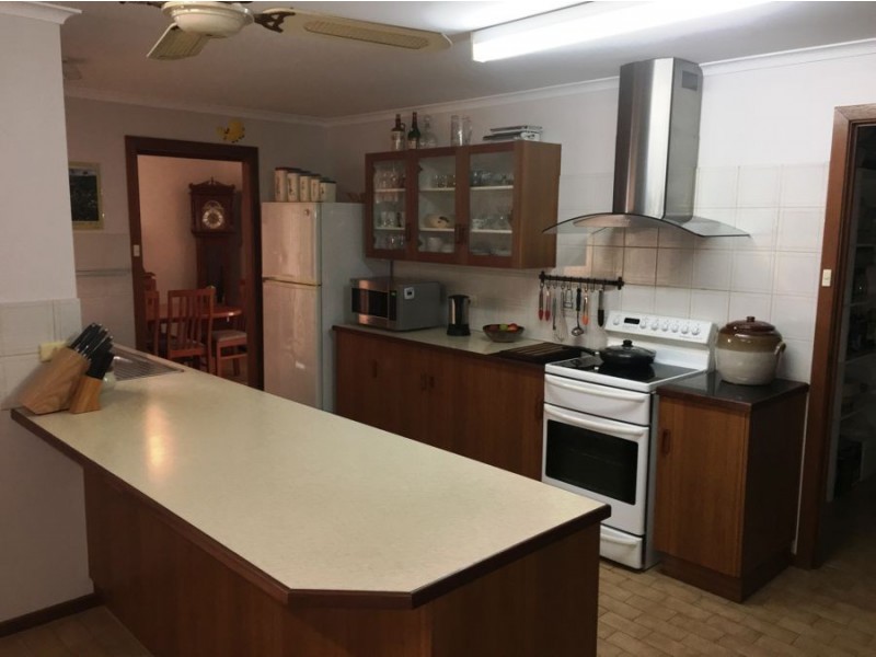 50 Ernest Tce, Wallaroo SA 5556