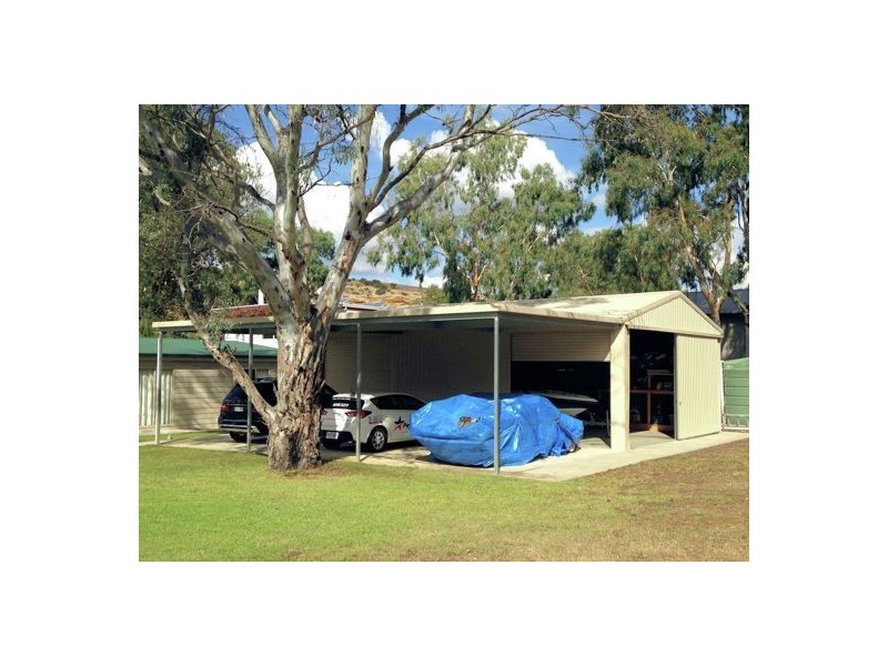 2 Murray Street (off Rob Loxton Road), Walker Flat SA 5238