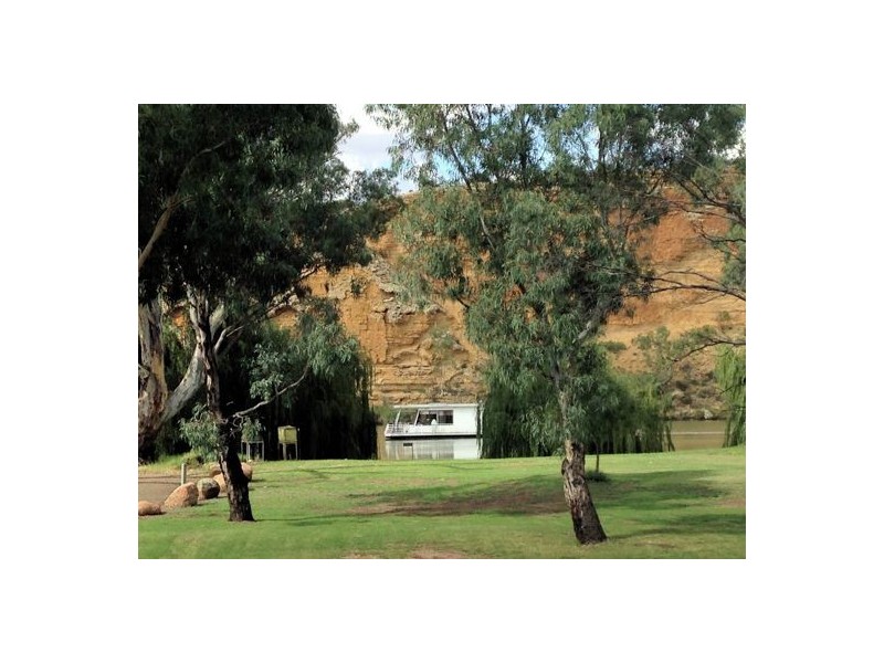 2 Murray Street (off Rob Loxton Road), Walker Flat SA 5238