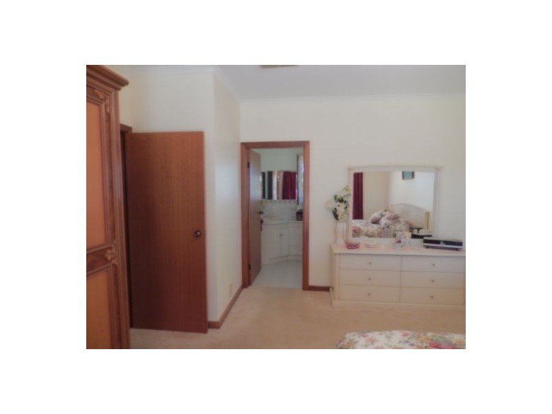 21 Roper Avenue, Renmark SA 5341