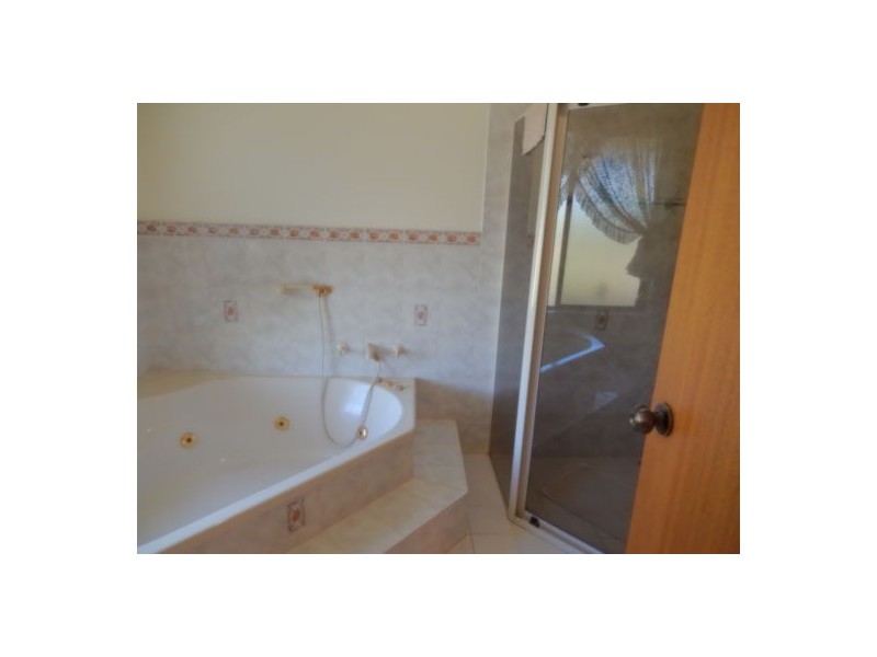 21 Roper Avenue, Renmark SA 5341