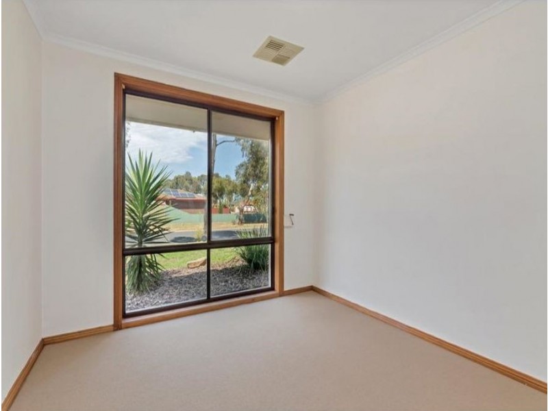 30 Wakeling Crescent, Parafield Gardens SA 5107