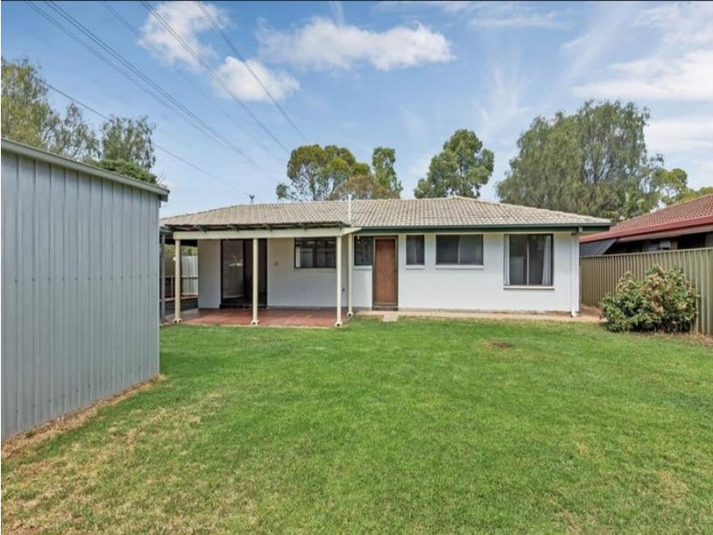 30 Wakeling Crescent, Parafield Gardens SA 5107