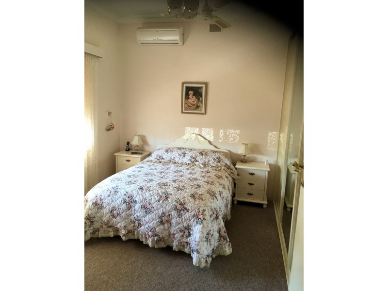 19 Harvey Street, Port Broughton SA 5522