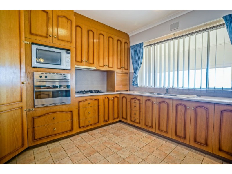 12 Beeston Street, Port Vincent SA 5581