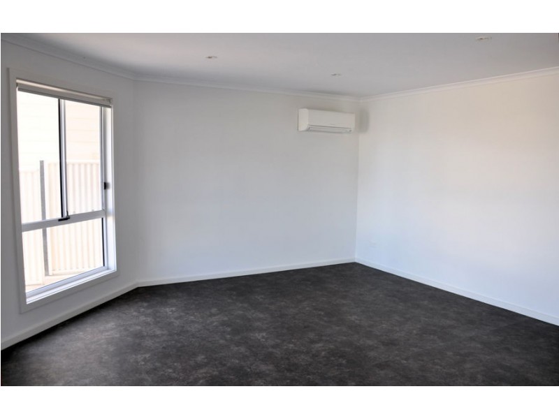 7 Fisherman Bay Road, Port Broughton SA 5522