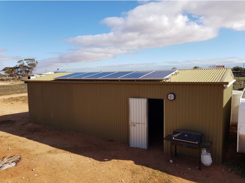 12 East Terrace, Mount Mary SA 5374