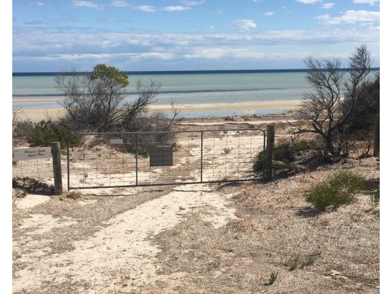 Unit 2 / 381 Coast Road, Moonta Bay SA 5558