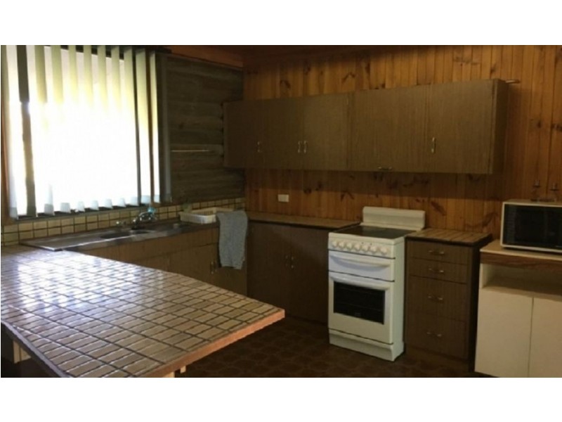 Unit 1 / 381 Coast Road, Moonta Bay SA 5558