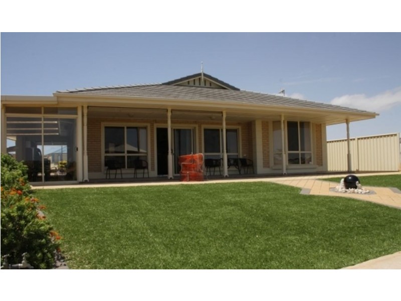 64 Pommern Way, Wallaroo SA 5556