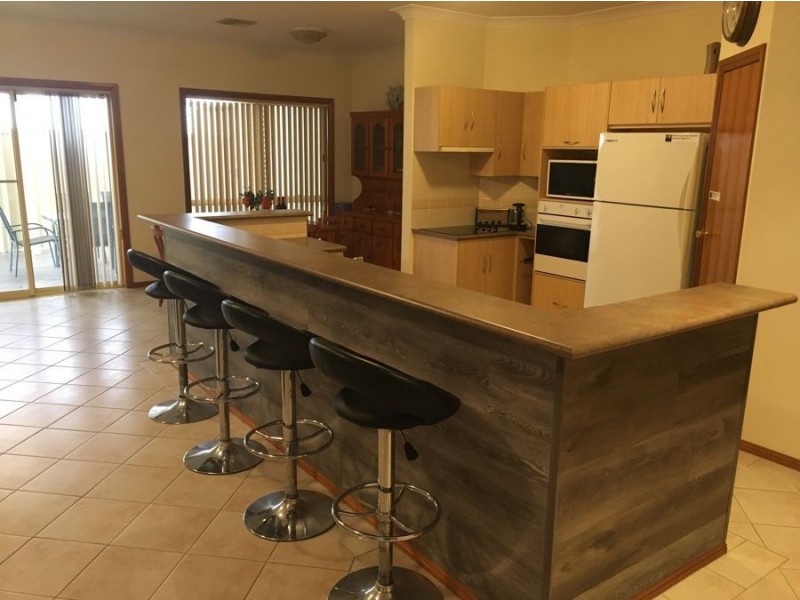 64 Pommern Way, Wallaroo SA 5556