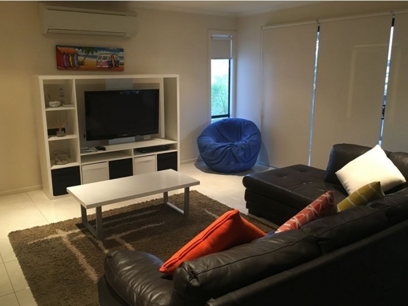 9 Timaru Way, North Beach SA 5556