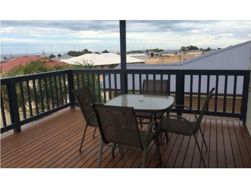 9 Timaru Way, North Beach SA 5556