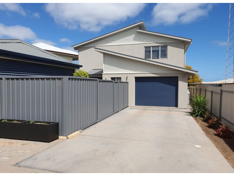57 Kerley Street, Port Broughton SA 5522