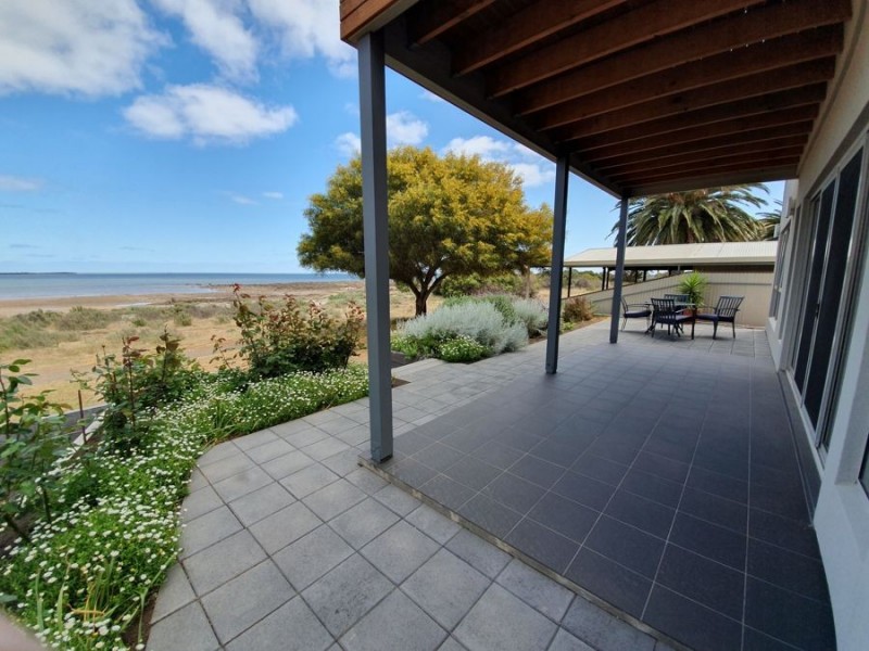 57 Kerley Street, Port Broughton SA 5522